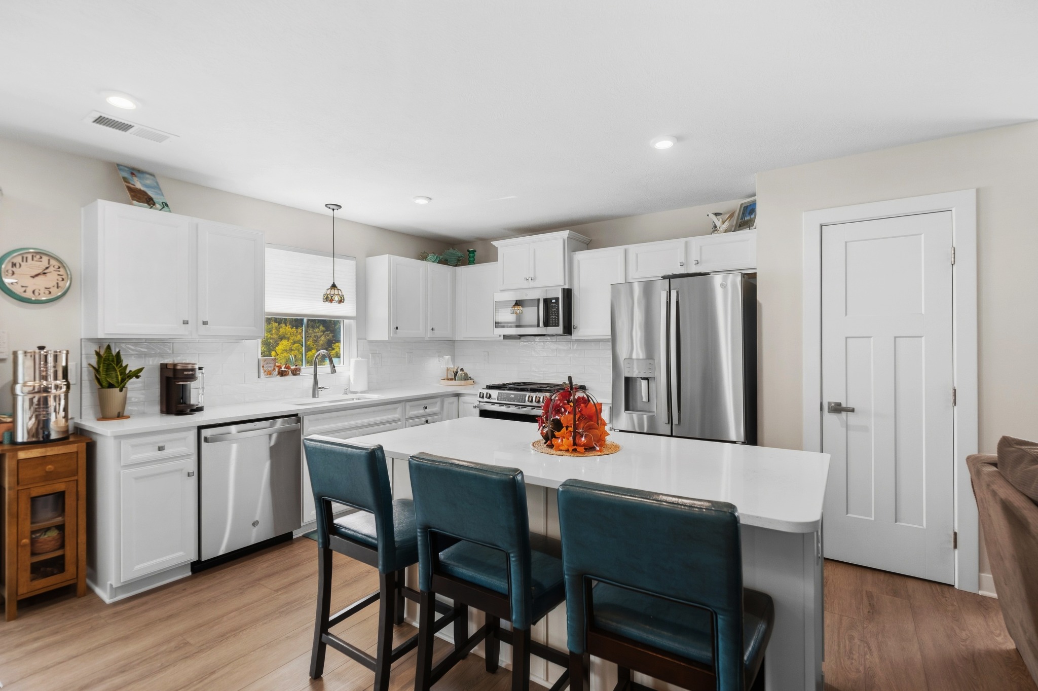 Kitchen with seating at island